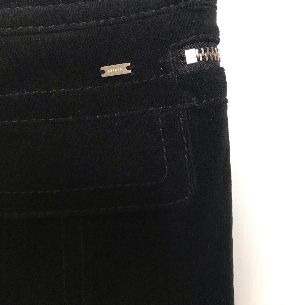 New with tag Tommy Hilfiger corduroy skirt - Picture 3 of 6
